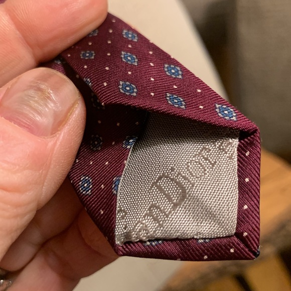 CHRISTIAN DIOR PARIS ITALIAN SILK FOULARD NECKTIE. - Picture 8 of 12